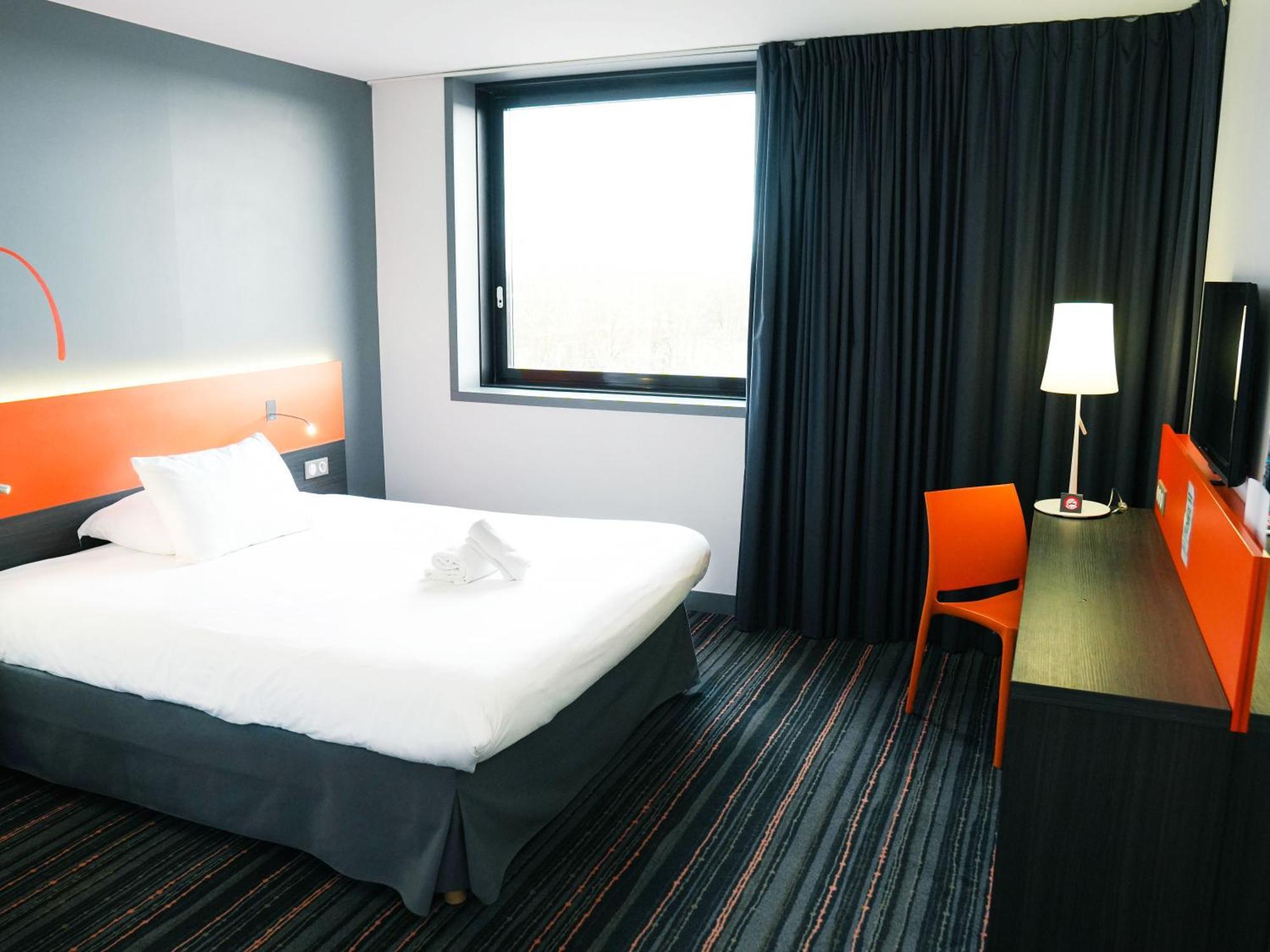 Hotel Ibis Styles Caen Centre Gare Exterior foto